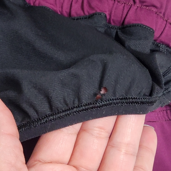 Lululemon Tracker Shorts IV Deep Fucchia Size 4. - Picture 12 of 12
